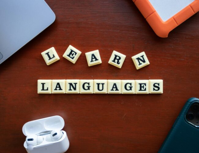 Top 4 AI Language Learning Apps for Speaking Practice